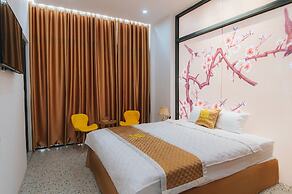 Hera Hotel