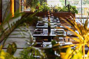Diagonal Hotel