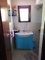 Stone House Oreb
