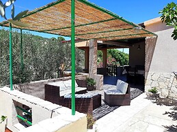 Stone House Oreb