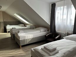 Skyline Hotel
