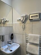 Skyline Hotel