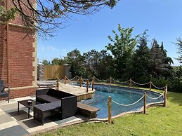 Seaside Retreat at Port Talbot