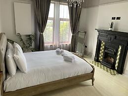 Seaside Retreat at Port Talbot