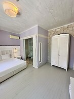 Leonidas Otel