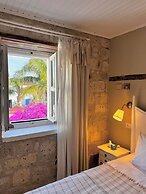 Leonidas Otel
