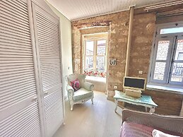 Leonidas Otel