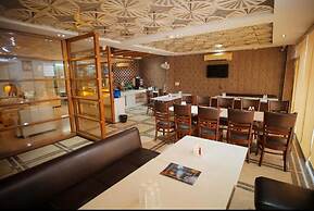 Hotel JPS Residency