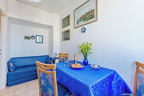 Studio Apartment Ecija