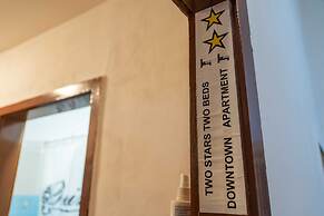 Two Stars Two Beds Downtown Apartment