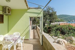 Seafront Apartments Olivera