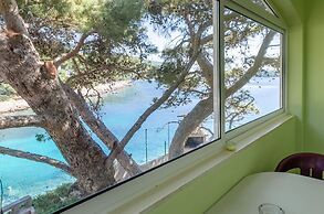 Seafront Apartments Olivera