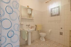 Seafront Apartments Olivera