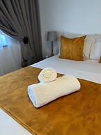 La’ Dukes Resort