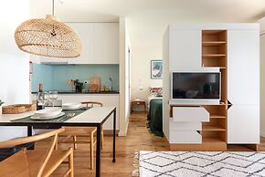 Foz003 · Light-filled Studio With Courtyard Garden