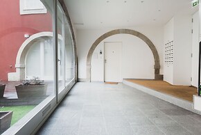 Foz003 · Light-filled Studio With Courtyard Garden