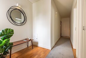 Acm032 Spacious 1BD +balcony