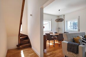 Acm033 Bombarda Homes, 2BR Duplex w/ Balcony