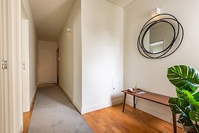 Acm034 Bombarda Homes, Spacious 1BR w/ Balcony