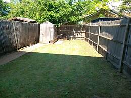 Cosy 1-bed Studio in Northolt