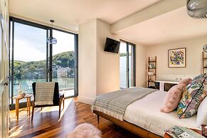 Two Guns in Kingswear