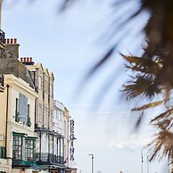 The Moorings in Torquay