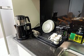 Luxury Life Suites