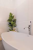 Domus Aurea Luxury Suites