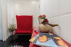 Domus Aurea Luxury Suites