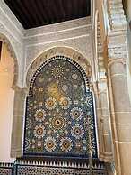 Riad Dar Lalzohra
