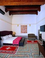 Riad Dar Lalzohra