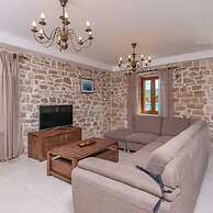 Holiday Home Lovište