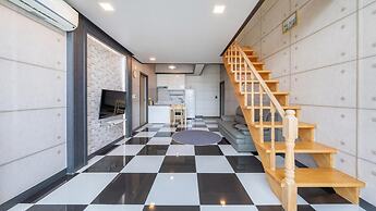 Gapyeong Chagall Spa Pension
