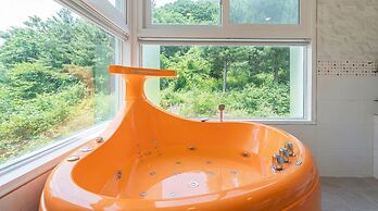 Gapyeong Chagall Spa Pension