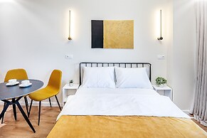 HB apartments University