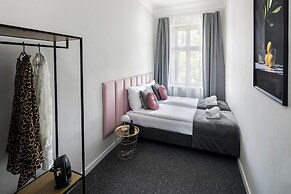 GA Apartments