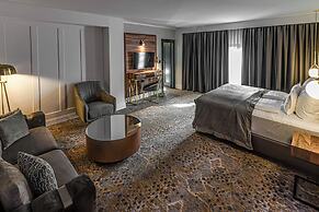 Donna Anna Boutique Hotel