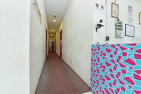 OYO 90999 DG HOTEL