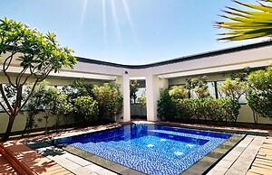 Minimalist Difc Studio w Pool Gym
