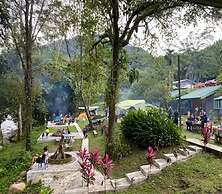 OYO 90993 Ulu River Lodge