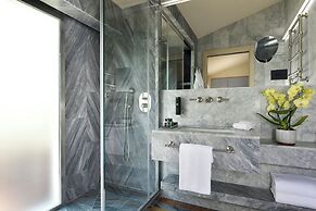 Floren Hotel
