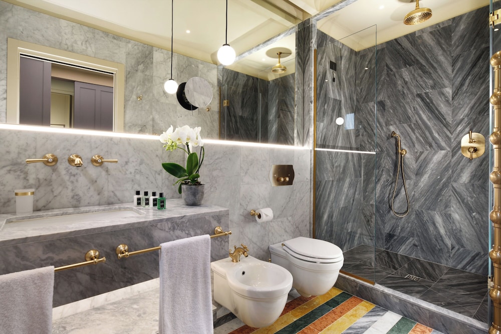 Floren Hotel