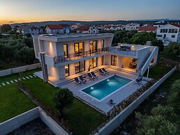 Villa Intrada