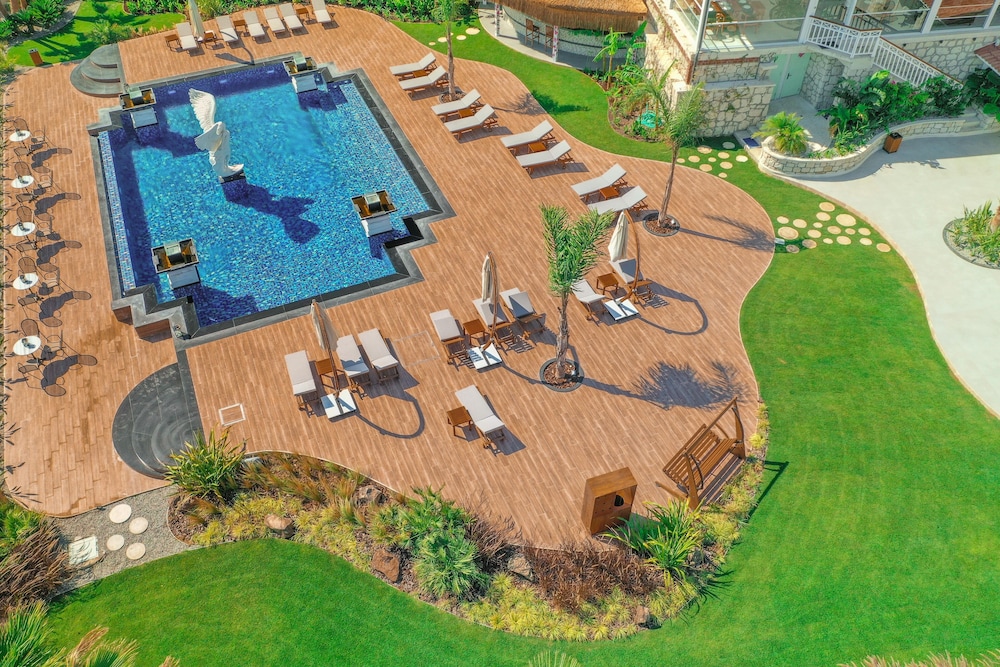 Marin Alacati Hotel