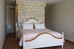 Marin Alacati Hotel