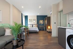 Doqu Suites Hotel