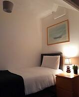 Victoria Guest Accommodation & Studio Apartments