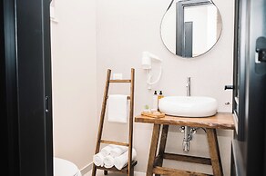 KAAB Boutique Hotel