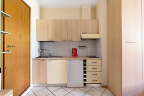 Bright Studio with balcony by Wonderful Italy