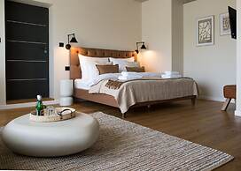 Boutique Hotel RABBIT HOLE